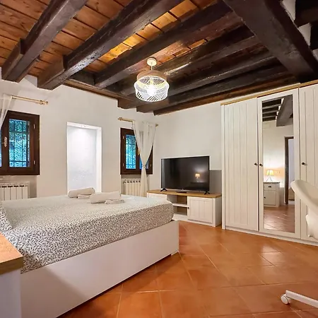 Casa Alleria Venezia Cozy Apartment By Rialto Bridge-3